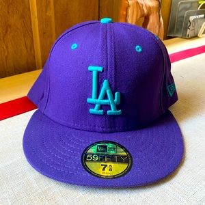 New Era LA 59Fifty Fitted Hat Size 7 5/8